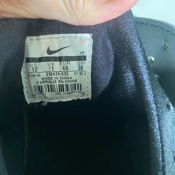 Nike Air Huarache Sneakers - Picture 2 of 10